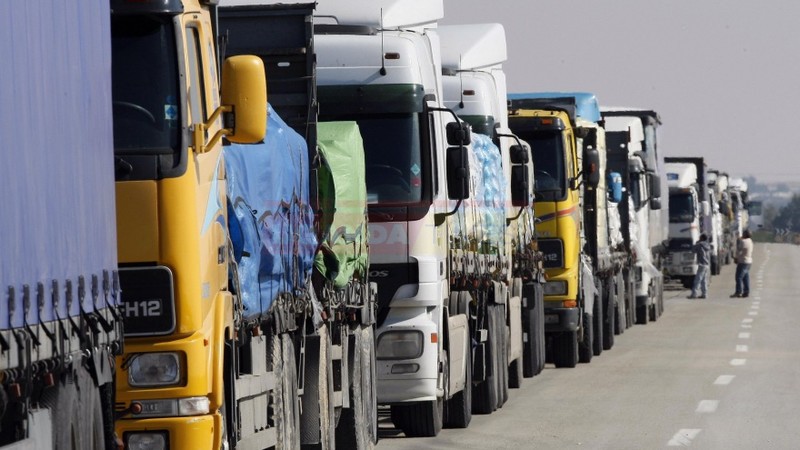 Truck Drivers Starve as Communities Deny them Access to Shops